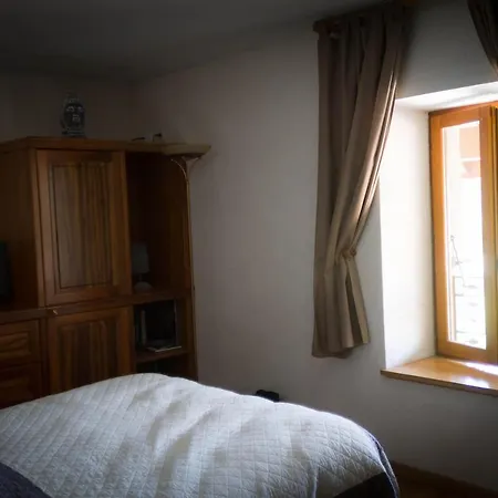 Le Bonheur Dans Le Pre Hotel
