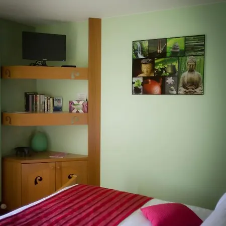 Hotel Le Bonheur Dans Le Pre Lucinges